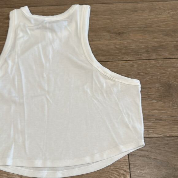 LULULEMON White Ribbed Hold Tight Cropped Soft Lightweight Tank Top Size 12 - Picture 7 of 11
